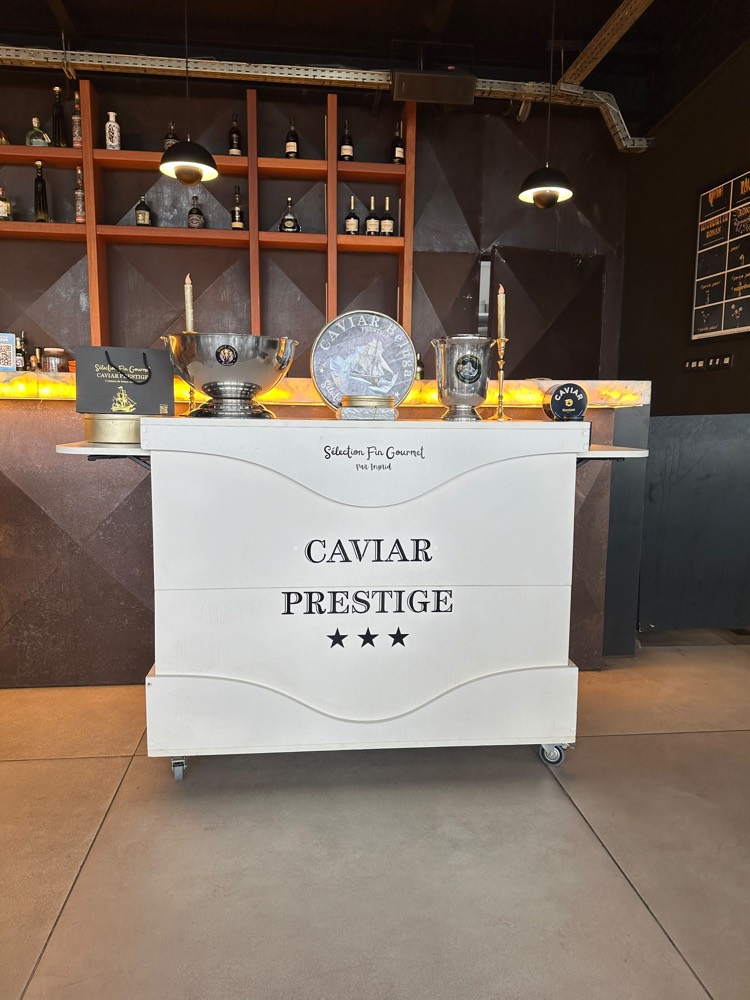Chariot Caviar Prestige dans un hôtel